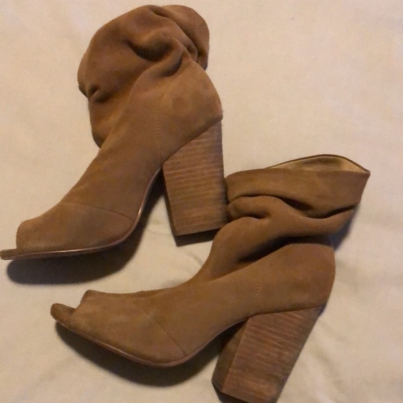 Cute Open toe booties 🔥 - Picture 5 of 5